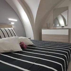 https://mayas-house.catania-hotels.net